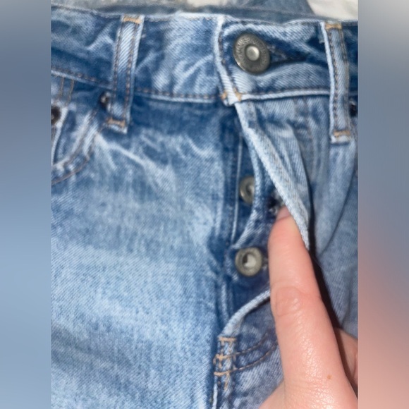 Moussy Vintage Creston Distressed Tapered Jeans 24 Light Wash Raw Hem Classic - Picture 8 of 14